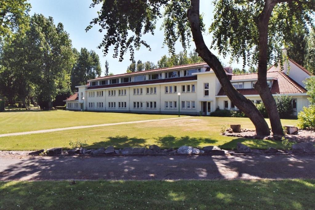 Appartement Dahlia Garden 8P De Haan Exteriör bild